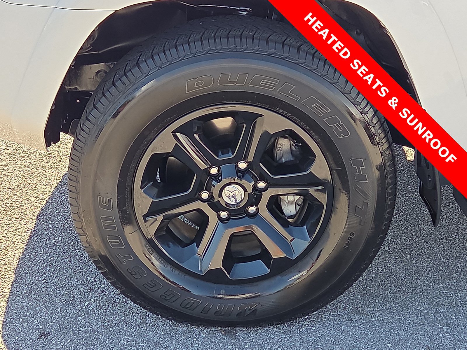 Used 2024 Toyota 4Runner SR5 Premium AWD/4WD image 7