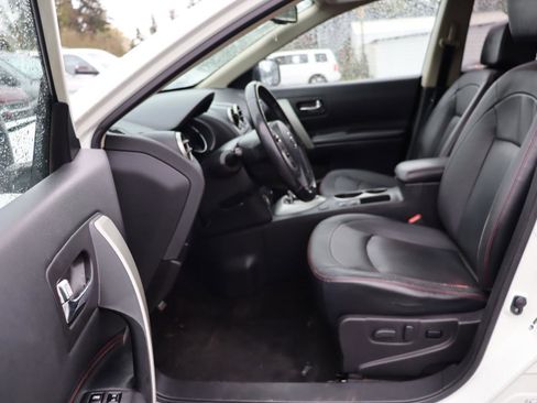 Used 2013 Nissan Rogue SL image 6