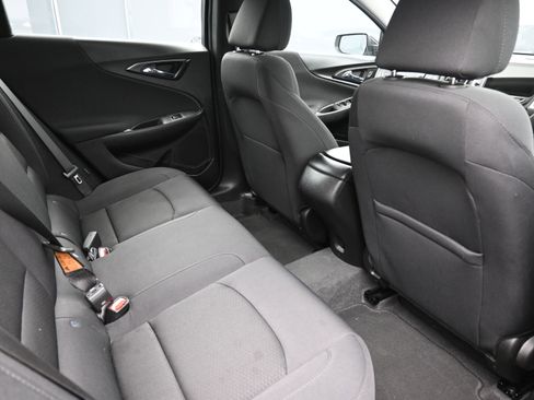 Used 2024 Chevrolet Malibu LS FWD image 24