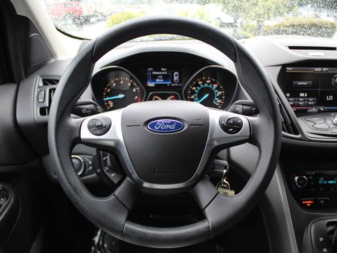 Used 2015 Ford Escape SE w/ SE Chrome Package AWD/4WD image 25