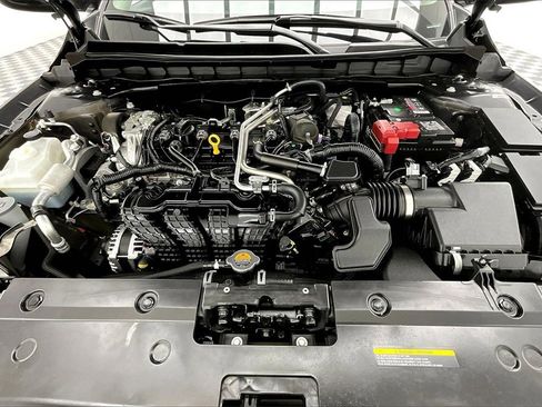 Used 2024 Nissan Altima 2.5 S image 10