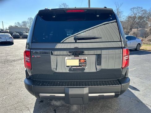 Used 2024 Toyota Land Cruiser Base image 7