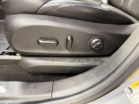 Used 2020 Buick Envision Essence image 25