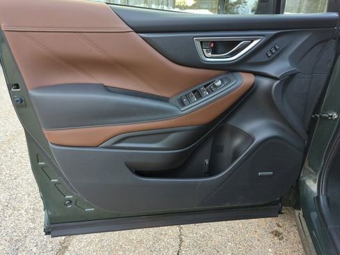 Used 2023 Subaru Forester Touring image 14