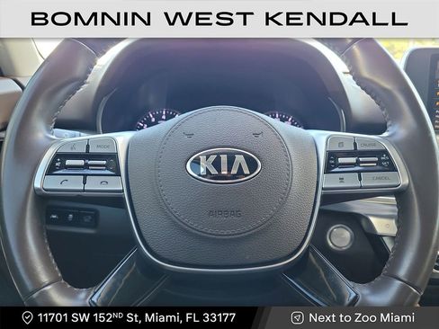 Used 2020 Kia Telluride SX w/ Towing Package image 15