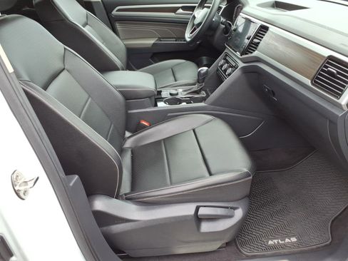 Used 2022 Volkswagen Atlas SE image 8