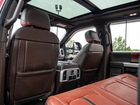 Used 2022 Ford F450 King Ranch w/ King Ranch Ultimate Package AWD/4WD image 32