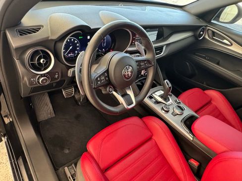 New 2024 Alfa Romeo Stelvio Veloce image 30