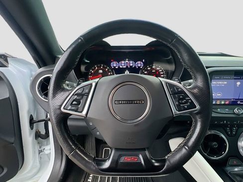 Used 2022 Chevrolet Camaro SS image 11