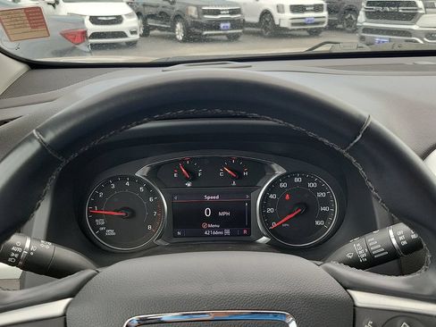 Used 2023 GMC Acadia SLT AWD/4WD image 17