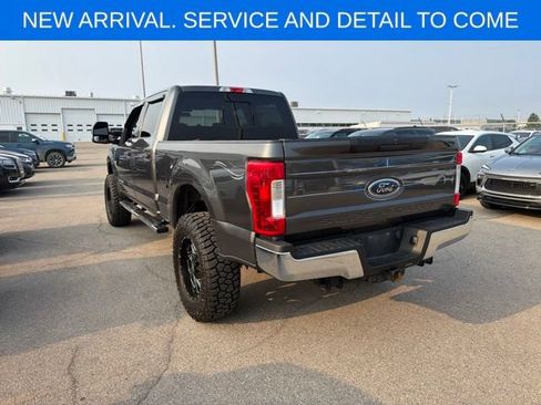 Used 2017 Ford F350 XLT w/ FX4 Off-Road Package AWD/4WD image 9