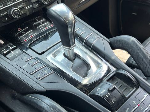Used 2013 Porsche Cayenne AWD/4WD image 31