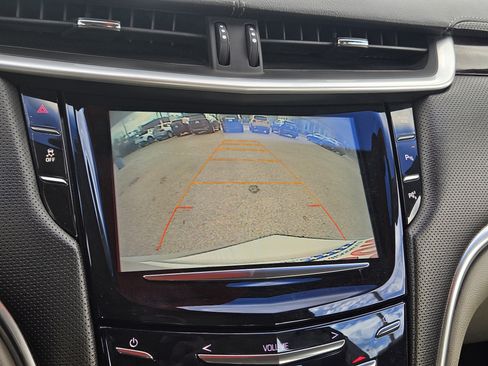 Used 2017 Cadillac XTS Luxury image 19