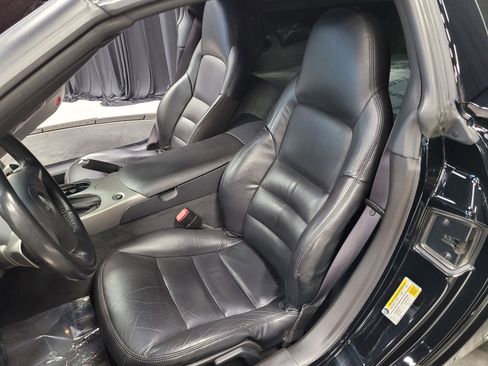 Used 2007 Chevrolet Corvette Coupe image 17