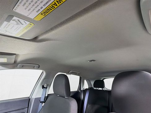 Used 2025 Mitsubishi Outlander Sport AWD image 5