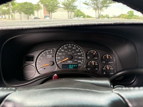 Used 2002 Chevrolet Silverado 1500 LS w/ Heavy Duty Suspension Pkg image 55