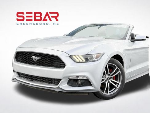 Used 2017 Ford Mustang Premium RWD image 3