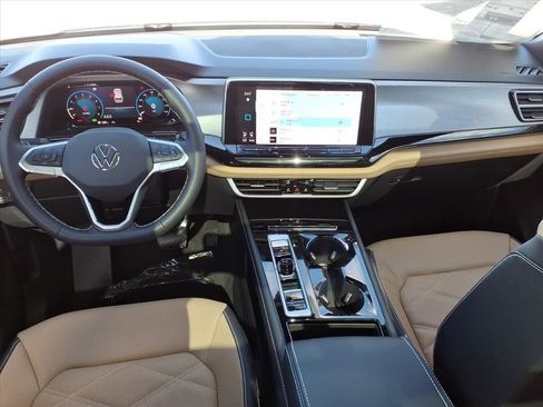 New 2026 Volkswagen Atlas Cross Sport SE FWD image 10