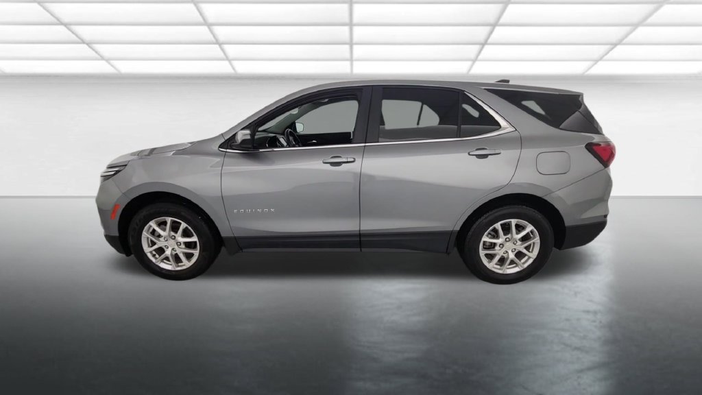 Used 2024 Chevrolet Equinox LT AWD/4WD image 3