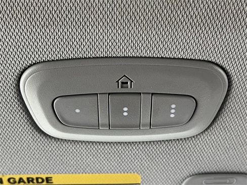 Used 2023 Jeep Grand Cherokee L Limited w/ Luxury Tech Group II image 34