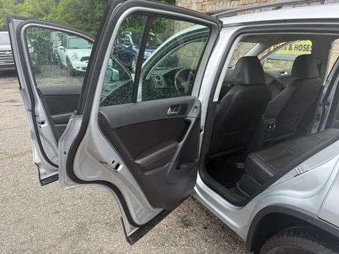 Used 2017 Volkswagen Tiguan S AWD/4WD image 25