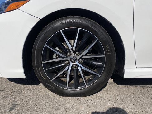 Used 2022 Toyota Camry SE image 23