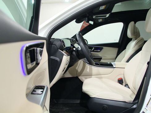 Certified 2026 Mercedes-Benz GLC 300 4MATIC image 4