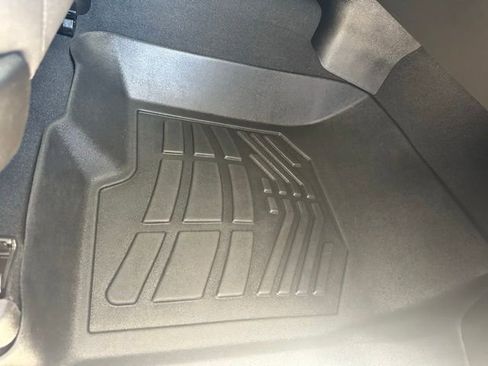 Used 2024 Chevrolet Silverado 2500 LTZ AWD/4WD image 24