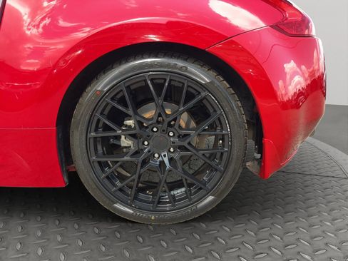 Used 2009 Nissan 370Z Touring RWD image 27