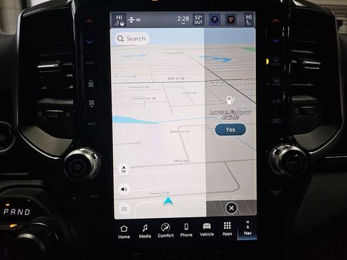 New 2026 RAM 1500 4x4 Crew Cab image 21