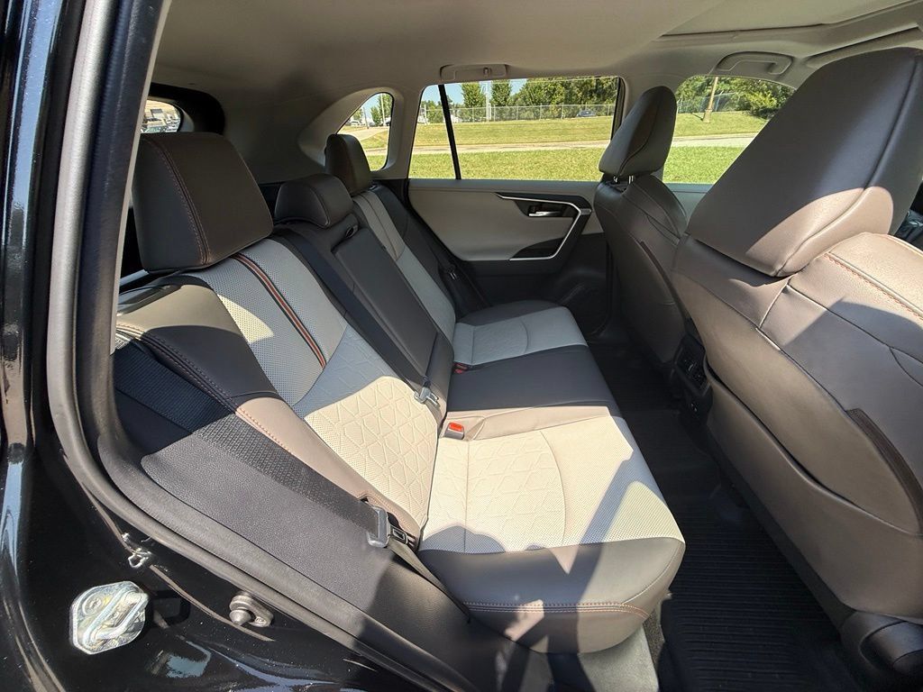 Used 2019 Toyota RAV4 Adventure w/ Cold Weather Package AWD/4WD image 38