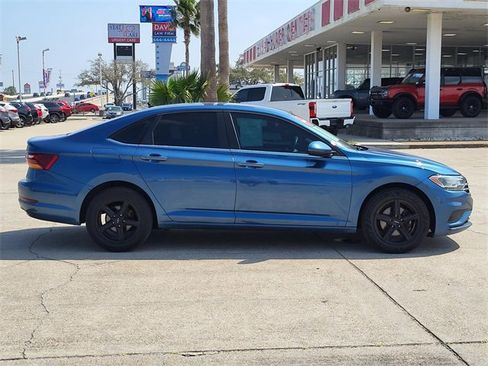 Used 2019 Volkswagen Jetta S w/ Driver Assistance Package image 25