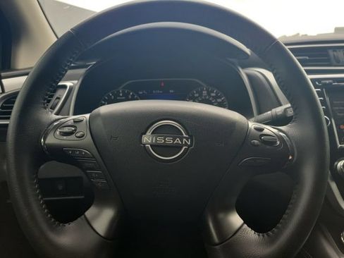 Certified 2023 Nissan Murano SV w/ SV Midnight Edition Package AWD/4WD image 18