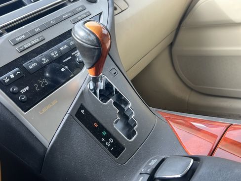 Used 2010 Lexus RX 350 2WD image 26