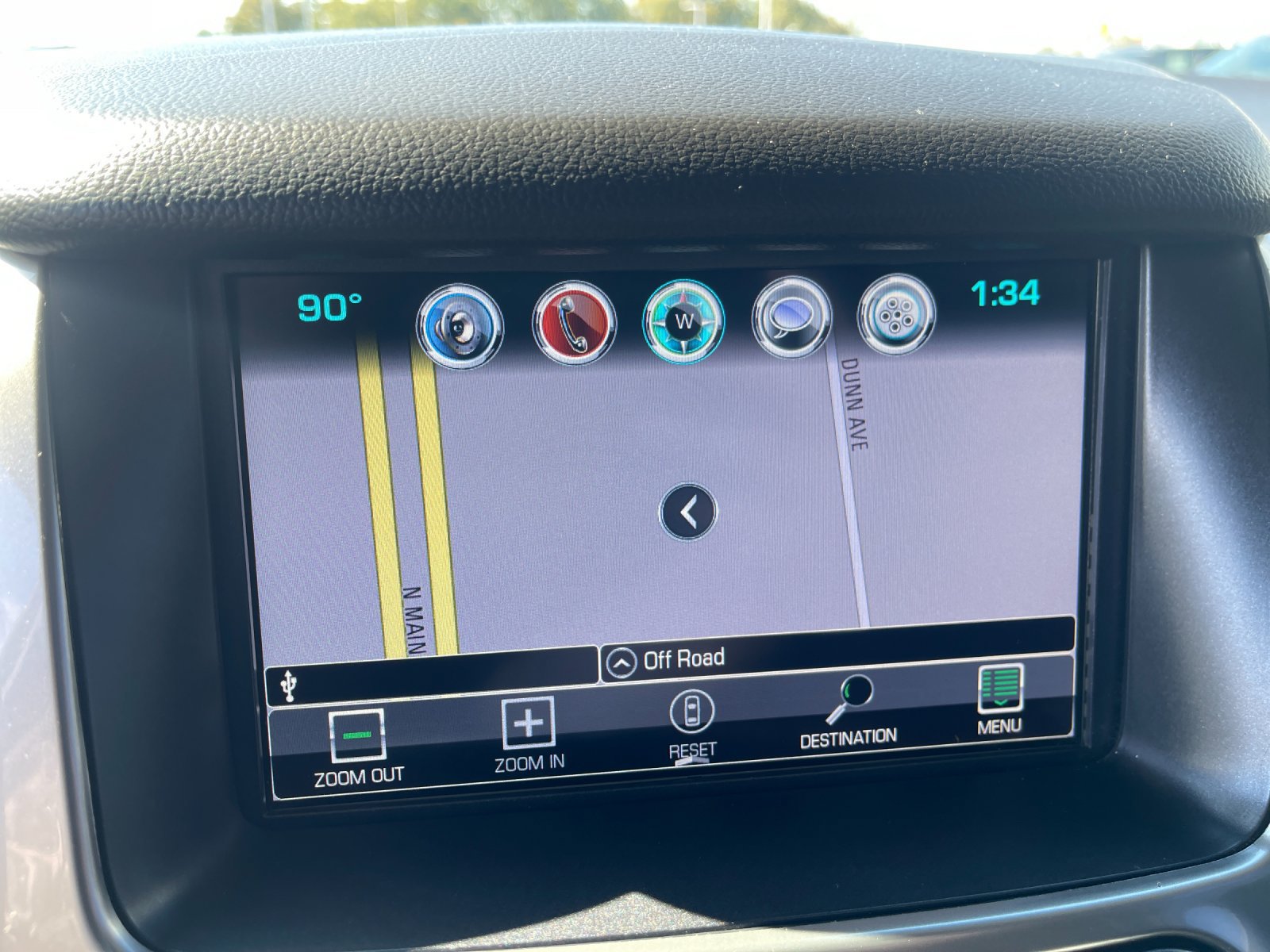 Used 2018 Chevrolet Suburban Premier AWD/4WD image 26