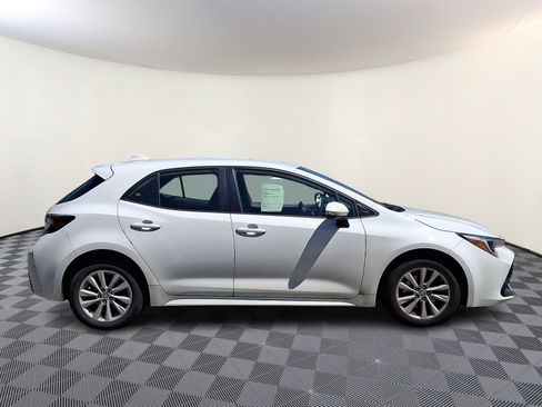 Used 2024 Toyota Corolla SE FWD image 7