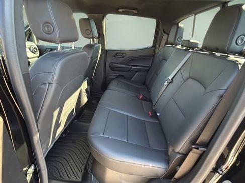 Used 2024 Chevrolet Colorado Trail Boss w/ Advanced Trailering Package image 19