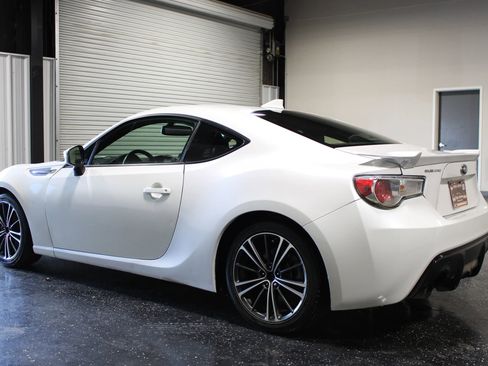 Used 2015 Subaru BRZ Limited w/ Popular Package #1B RWD image 5
