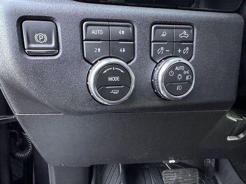 New 2026 GMC Sierra 2500 SLT w/ SLT Convenience Package image 27