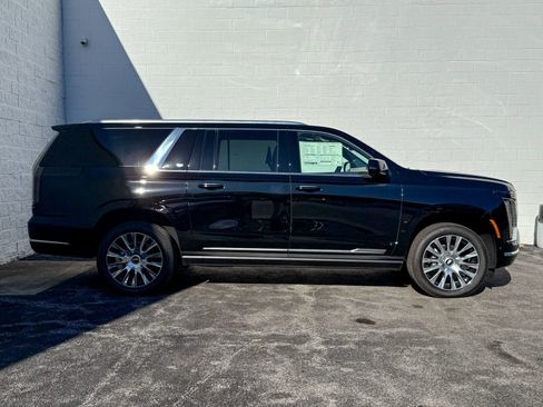 New 2025 Cadillac Escalade ESV Premium Luxury Platinum w/ LPO, Floor Liner Package image 5
