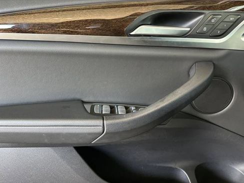 Used 2023 BMW X3 sDrive30i w/ Premium Package image 10