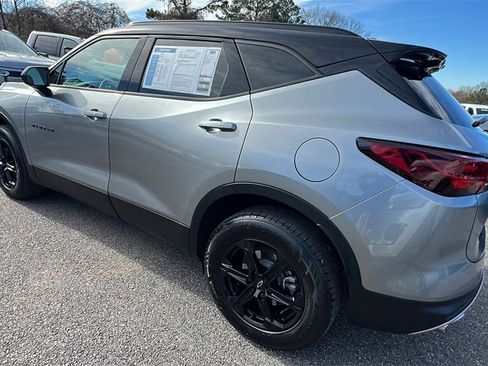 Certified 2023 Chevrolet Blazer LT w/ Convenience Package image 7