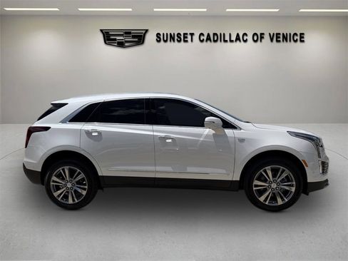 New 2026 Cadillac XT5 Premium Luxury FWD image 2