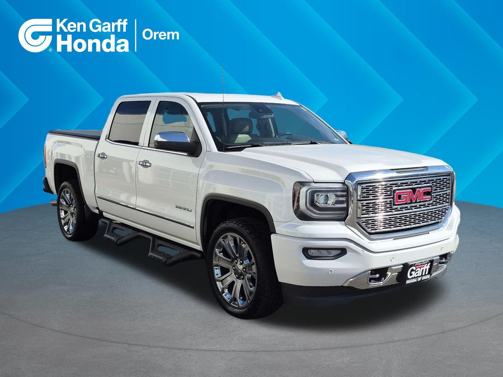 Used 2017 GMC Sierra 1500 Denali w/ Denali Ultimate Package AWD/4WD image 1