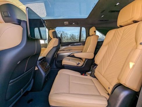 Used 2025 Cadillac Escalade IQ Sport 2 AWD/4WD image 20
