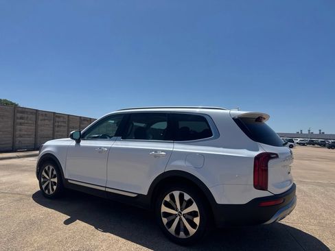 Used 2020 Kia Telluride S w/ S 8 Passenger Seating Package FWD image 14