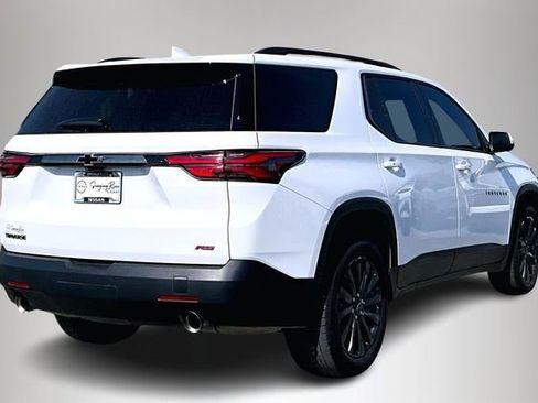 Used 2023 Chevrolet Traverse RS w/ LPO, Floor Liner Package image 5