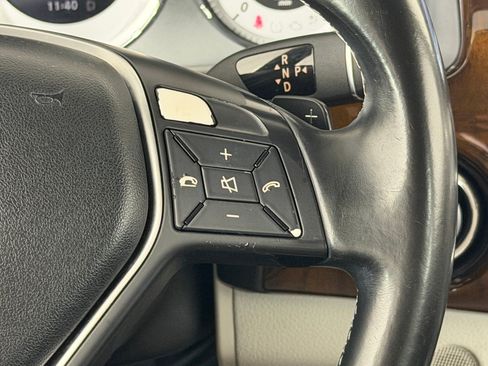 Used 2015 Mercedes-Benz GLK 250 BlueTEC 4MATIC image 17