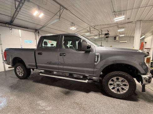 Used 2021 Ford F250 XL w/ STX Appearance Package AWD/4WD image 4