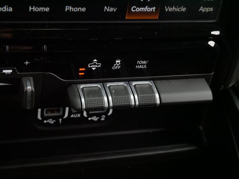 Used 2024 RAM 1500 Limited AWD/4WD image 30